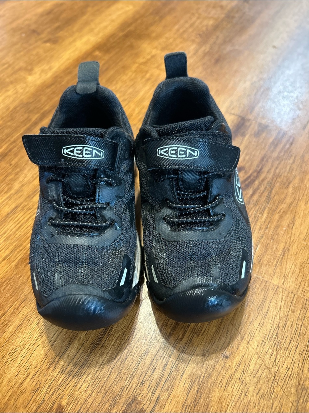 KEEN Toddler Black Athletic Sneakers 9